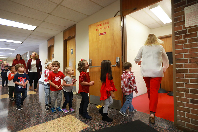 Read more about the article Advocates call on New Jersey lawmakers to make school meals free for all students